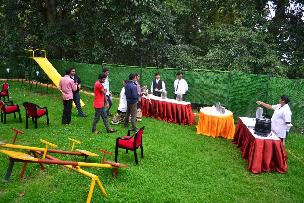 Kodai Sunshine Resort Kodaikanal Exteriör bild