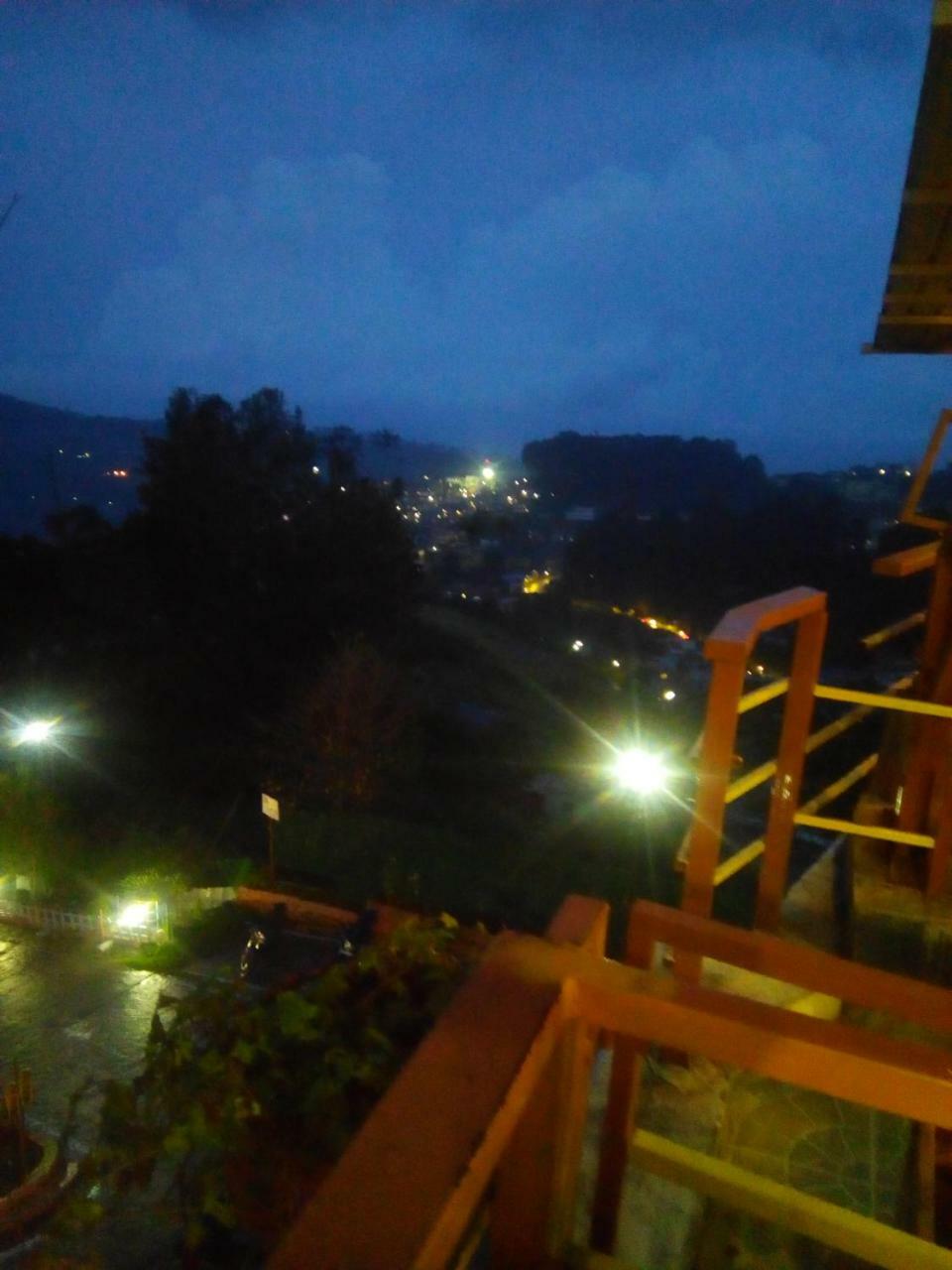 Kodai Sunshine Resort Kodaikanal Exteriör bild